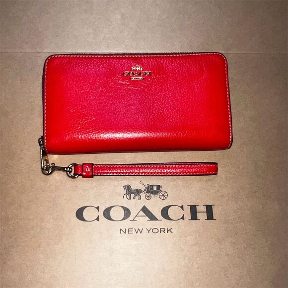 COACH Women's Red Leather Zip-Around Wallet w Gold Hardware PreLoved AUTHENTIC - Picture 1 of 5